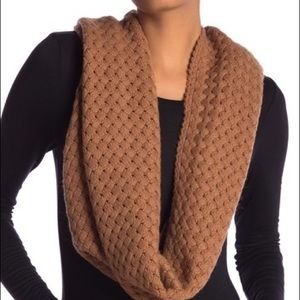 SKULL CASHMERE Cashmere Infinity Scarf